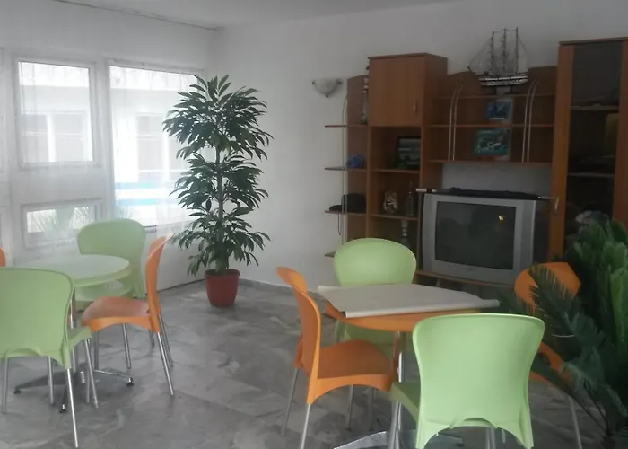 Хотел хотел парк 1 Китен